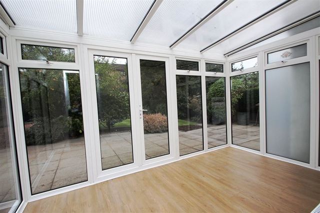  Image of 3 bedroom Bungalow to rent in Titwood Road Glasgow G41 at Strathbungo Glasgow Glasgow, G41 4DD