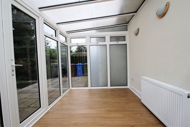  Image of 3 bedroom Bungalow to rent in Titwood Road Glasgow G41 at Strathbungo Glasgow Glasgow, G41 4DD
