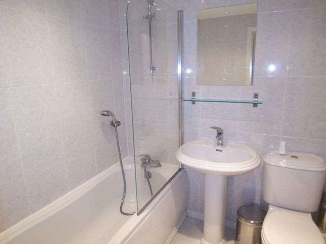  Image of 3 bedroom Terraced house to rent in Tresham Drive Grappenhall Warrington WA4 at Tresham Drive Grappenhall Warrington, WA4 3DU