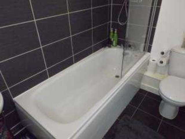  Image of 2 bedroom Flat for sale in Tyne Way Rushden NN10 at Rushden Northamptonshire Rushden, NN10 0GY