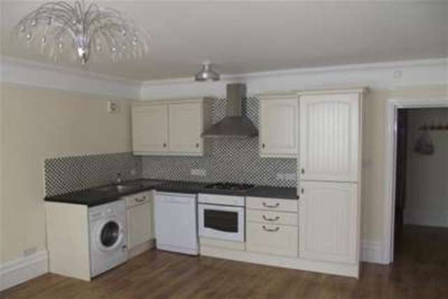  Image of 2 bedroom Flat to rent in Ullet Road Sefton Park Liverpool L17 at Liverpool, L17 3BL