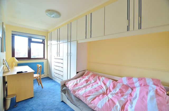  Image of 1 bedroom Property to rent in Union Drive London E1 at Union Drive  London, E1 4PG