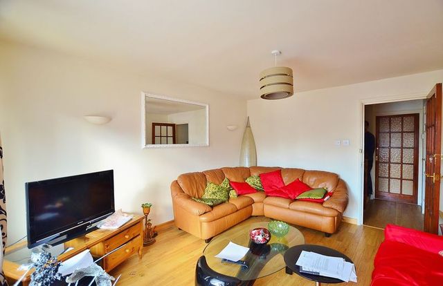  Image of 1 bedroom Property to rent in Union Drive London E1 at Union Drive  London, E1 4PG