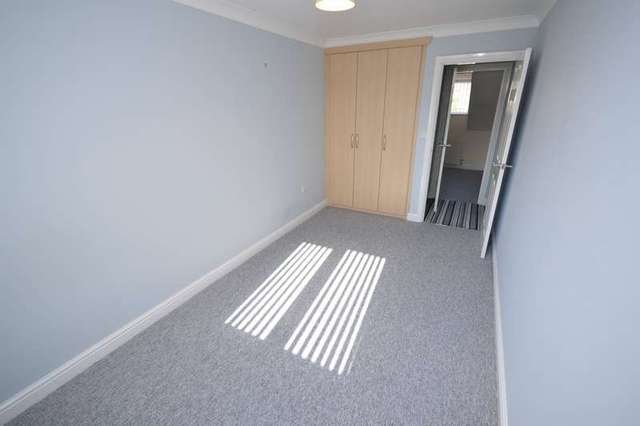  Image of 4 bedroom Detached house for sale in Upper Green Drive Tingley Wakefield WF3 at Tingley Wakefield West Yorkshire, WF3 1TD