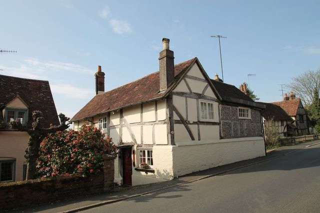  Image of 4 bedroom Detached house to rent in Upper Street Shere Guildford GU5 at Upper Street  Shere, GU5 9JE