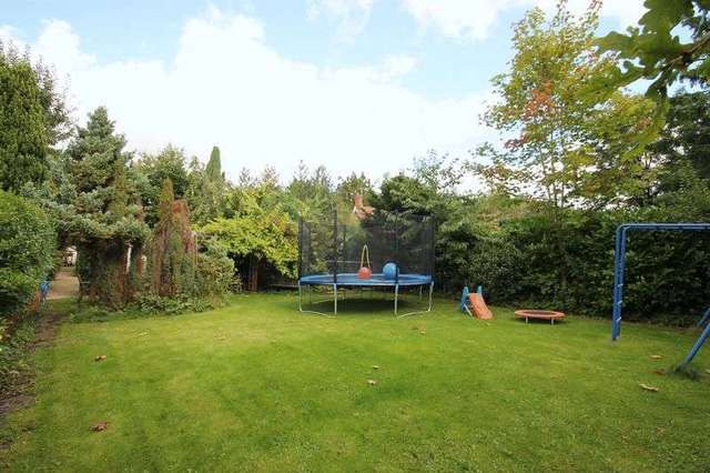  Image of 4 bedroom Detached house to rent in Upper Street Shere Guildford GU5 at Upper Street  Shere, GU5 9JE