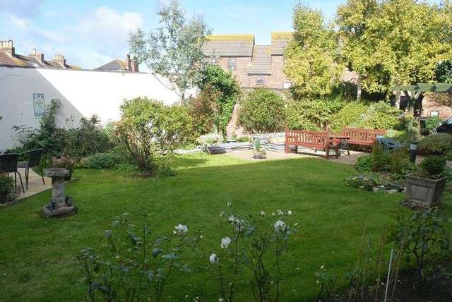  Image of 1 bedroom Flat for sale in Victoria Street Weymouth DT4 at Victoria Street  Weymouth, DT4 7HA