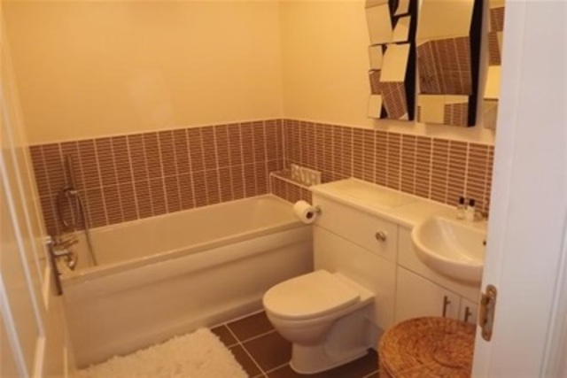  Image of 2 bedroom Flat to rent in Victoria Terrace Kilmarnock KA1 at Kilmarnock East Ayrshire East Ayrshire, KA1 3JR