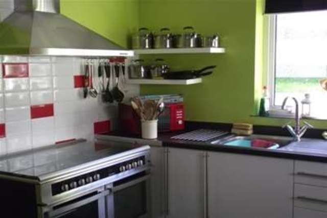  Image of 3 bedroom Detached house to rent in Higher Fernleigh Road Wadebridge PL27 at Wadebridge, PL27 7BG