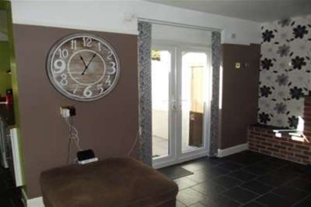  Image of 3 bedroom Detached house to rent in Higher Fernleigh Road Wadebridge PL27 at Wadebridge, PL27 7BG
