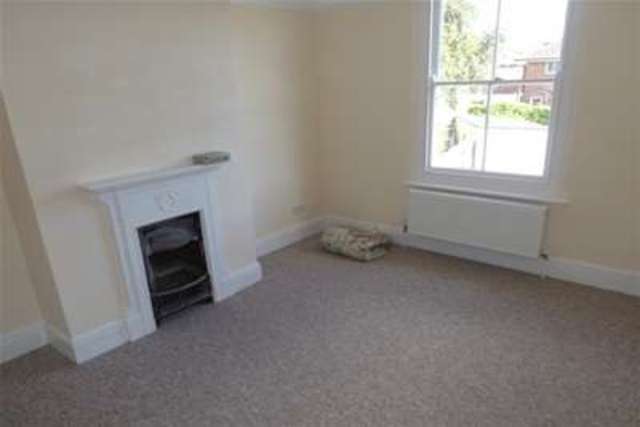  Image of 2 bedroom Detached house to rent in Wallace Avenue Worthing BN11 at Worthing, BN11 5QF