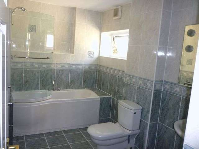  Image of 4 bedroom Detached house to rent in Cromer Villas Road London SW18 at Cromer Villas Road  Wandsworth, SW18 1PH