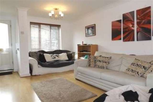  Image of 2 bedroom Detached house to rent in Victory Road London E11 at London, E11 1UL