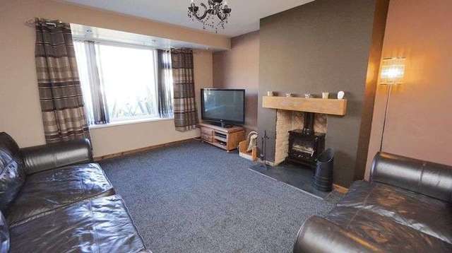  Image of 4 bedroom Semi-Detached house for sale in Weardale Avenue Forest Hall Newcastle upon Tyne NE12 at Weardale Avenue Forest Hall Newcastle Upon Tyne, NE12 7HY