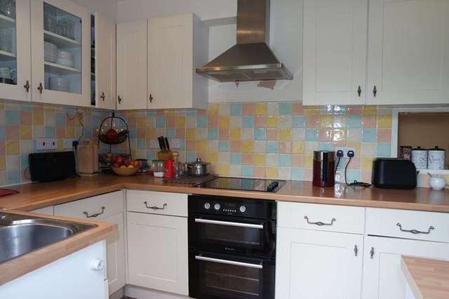  Image of 3 bedroom Semi-Detached house for sale in Well Approach Arkley Barnet EN5 at Well Approach  Barnet, EN5 3DY