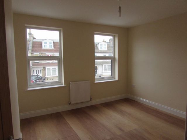  Image of 3 bedroom Detached house to rent in Wellesley Road Clacton-on-Sea CO15 at Wellesley Road  Clacton-On-Sea, CO15 3QD
