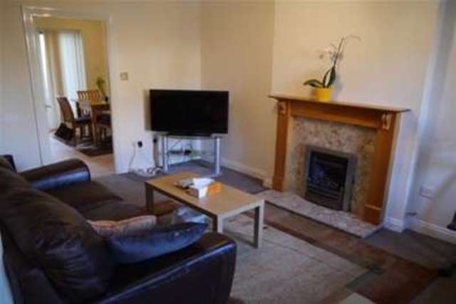  Image of 2 bedroom Detached house to rent in Gardenia Drive West End Woking GU24 at Woking, GU24 9XG
