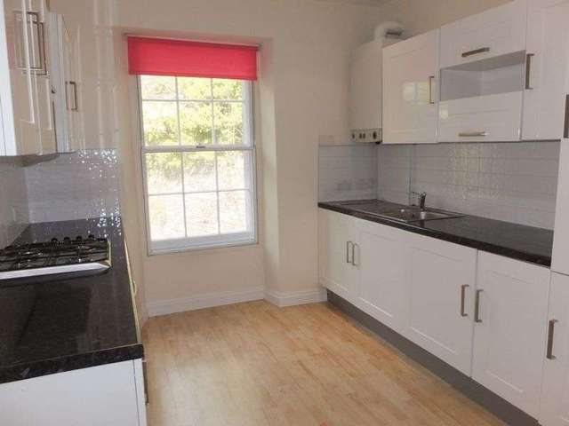  Image of 1 bedroom Flat for sale in West Street Tavistock PL19 at 50 West Street  Tavistock, PL19 8JZ
