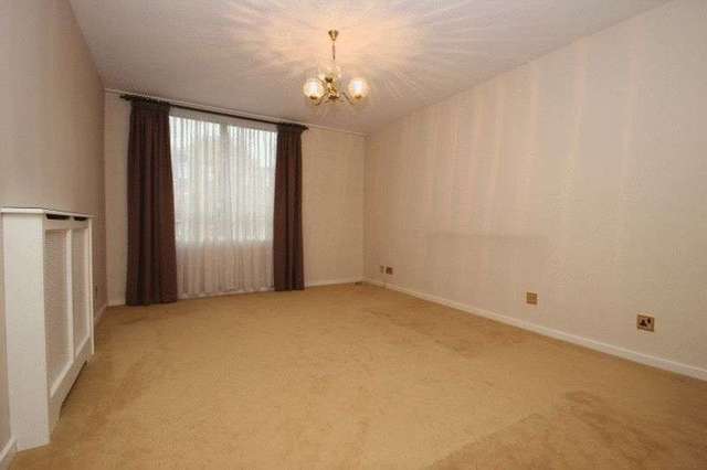  Image of 4 bedroom Property to rent in Westacott Close London N19 at Westacott Close  London, N19 3LF