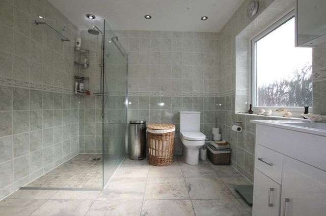  Image of 4 bedroom Detached house for sale in Whinmoor Close Prenton CH43 at Whinmoor Close  Prenton, CH43 7XR