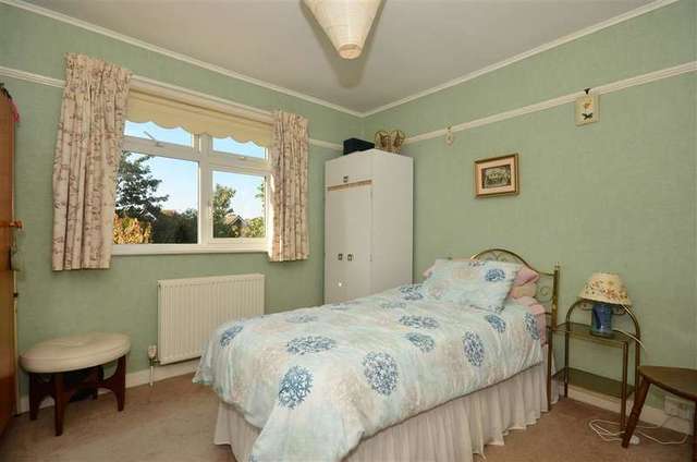  Image of 3 bedroom Semi-Detached house for sale in Whitstable Road Faversham ME13 at Faversham Kent Faversham, ME13 8BH