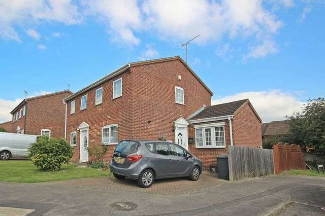  Image of 2 bedroom Semi-Detached house for sale in Layham Drive Luton LU2 at Layham Drive  Luton, LU2 9SY