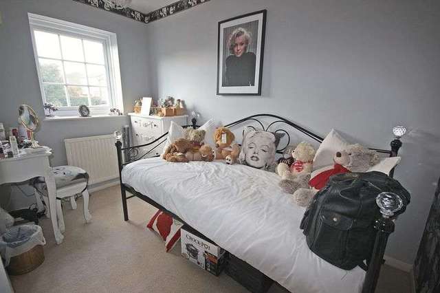 Image of 2 bedroom Semi-Detached house for sale in Layham Drive Luton LU2 at Layham Drive  Luton, LU2 9SY