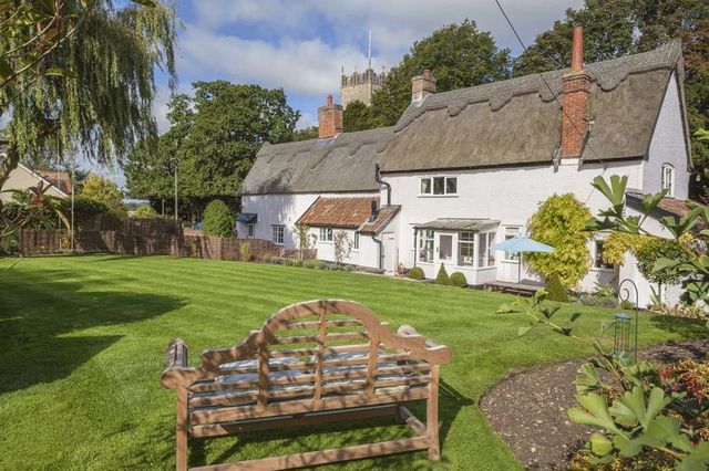  Image of 4 bedroom Cottage for sale in Church Road Wilby Eye IP21 at Church Road Wilby Eye, IP21 5LE