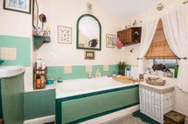  Image of 5 bedroom Detached house for sale in Winceby Horncastle LN9 at Horncastle Lincolnshire Hameringham, LN9 6PB