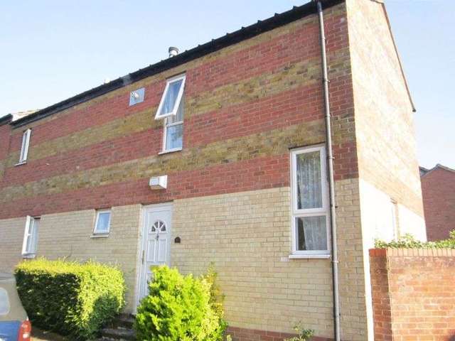  Image of 3 bedroom Semi-Detached house to rent in Wisley Avenue Bradwell Common Milton Keynes MK13 at Wisley Avenue Bradwell Common Milton Keynes, MK13 8AQ