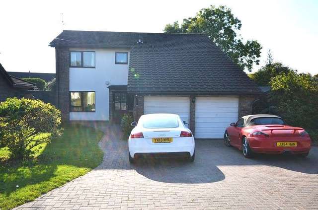  Image of 4 bedroom Detached house to rent in Wood Crescent Rogerstone Newport NP10 at Wood Crescent  Newport, NP10 0AL