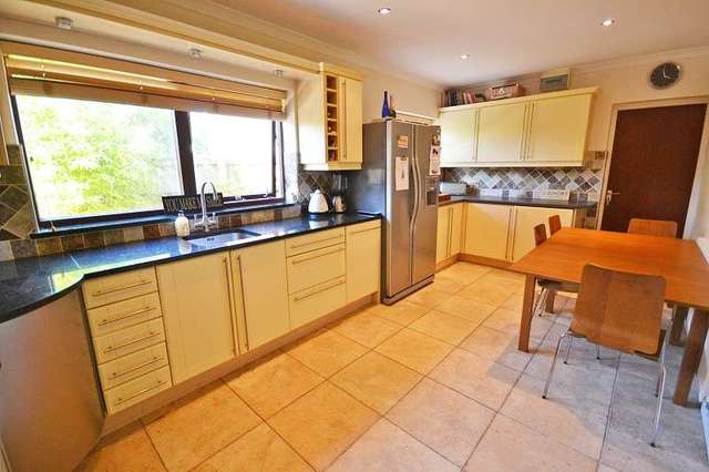  Image of 4 bedroom Detached house to rent in Wood Crescent Rogerstone Newport NP10 at Wood Crescent  Newport, NP10 0AL
