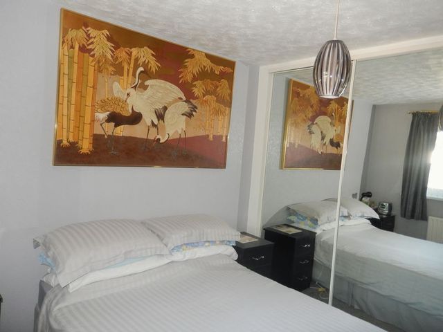  Image of 2 bedroom Flat for sale in Woodborough Road Mapperley Nottingham NG3 at Woodborough Road  Mapperley, NG3 5GJ