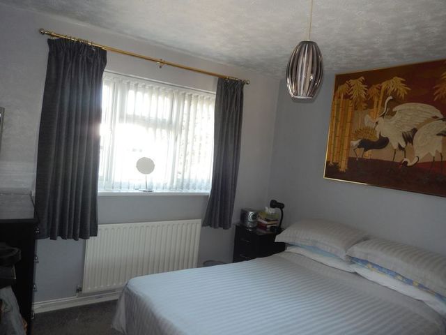  Image of 2 bedroom Flat for sale in Woodborough Road Mapperley Nottingham NG3 at Woodborough Road  Mapperley, NG3 5GJ