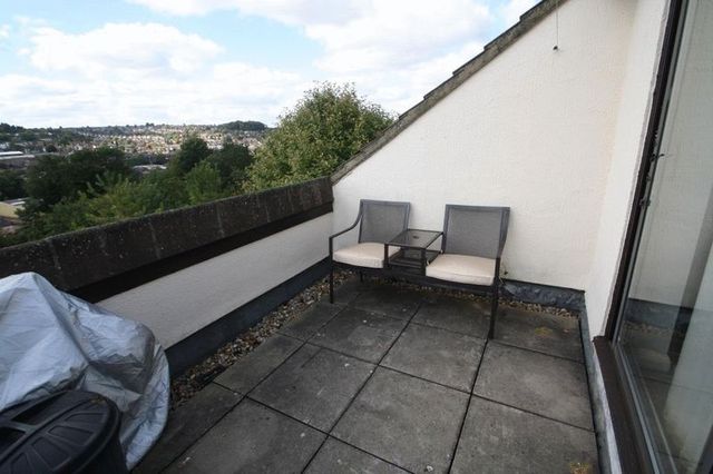  Image of 1 bedroom Flat for sale in Wyatt Close High Wycombe HP13 at Wyatt Close  High Wycombe, HP13 5YX