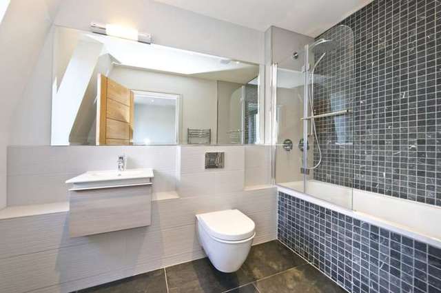  Image of 2 bedroom Flat to rent in Yeomans Row London SW3 at Yeomans Row  London, SW3 2AL