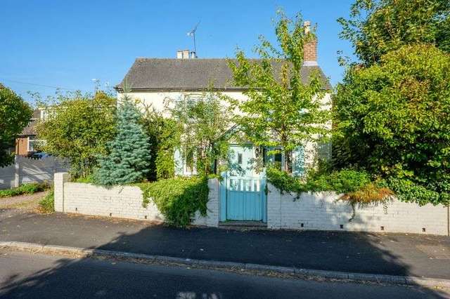  Image of 3 bedroom Detached house for sale in The Pavement Brewood Stafford ST19 at The Pavement Brewood Stafford, ST19 9BZ