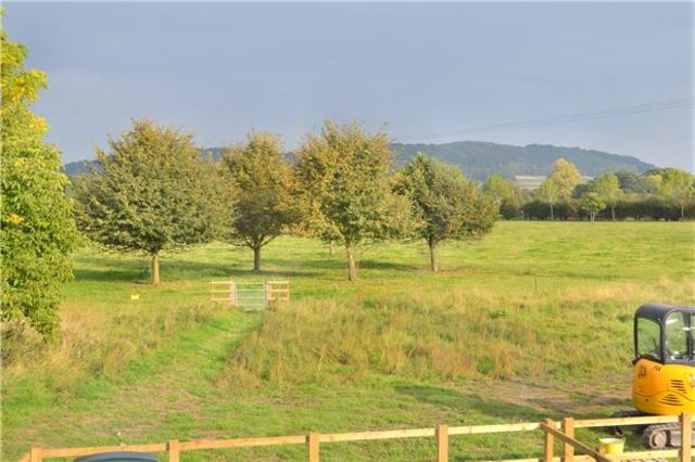  Image of 3 bedroom Cottage for sale in Beckford Beckford Tewkesbury GL20 at Back Lane Beckford Gloucestershire, GL20 7AF