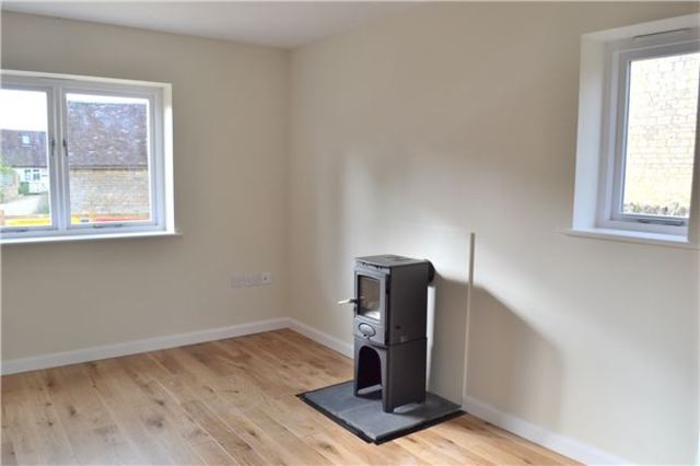 Image of 3 bedroom Cottage for sale in Beckford Beckford Tewkesbury GL20 at Back Lane Beckford Gloucestershire, GL20 7AF