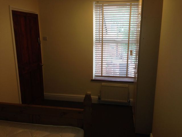  Image of 1 bedroom House Share to rent in Montague Street Doncaster DN1 at Montague Street - Room 3  Doncaster, DN1 2QY