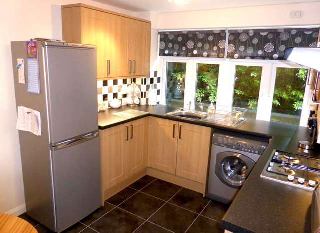  Image of 1 bedroom Flat to rent in Stirlings Road Wantage OX12 at Saxon House Stirlings Road Wantage, OX12 7ET