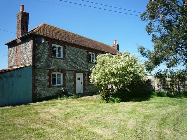  Image of 3 bedroom Semi-Detached house to rent in Easton Lane Sidlesham Chichester PO20 at Easton Lane  Sidlesham, PO20 7NU