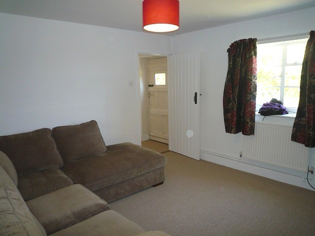  Image of 3 bedroom Semi-Detached house to rent in Easton Lane Sidlesham Chichester PO20 at Easton Lane  Sidlesham, PO20 7NU