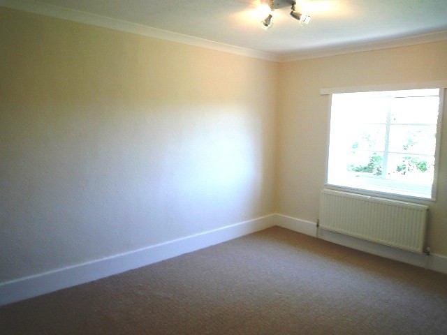  Image of 3 bedroom Semi-Detached house to rent in Easton Lane Sidlesham Chichester PO20 at Easton Lane  Sidlesham, PO20 7NU