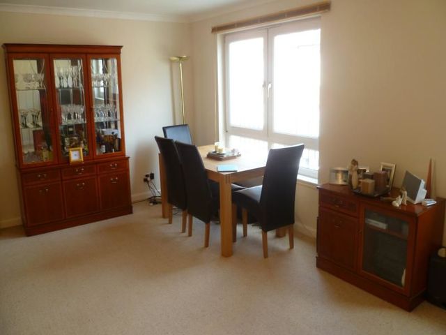  Image of 2 bedroom Flat to rent in Hermitage Park Lea Edinburgh EH6 at Leith Links Edinburgh Edinburgh, EH6 8DY