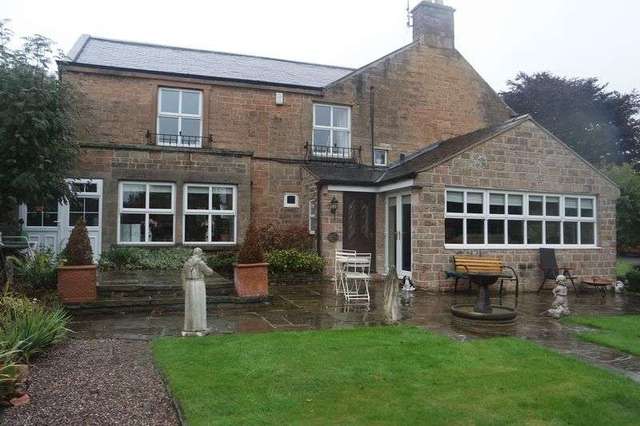  Image of 4 bedroom Detached house for sale in Chesterfield Road South Mansfield NG19 at Chesterfield Road South  Mansfield, NG19 7AQ