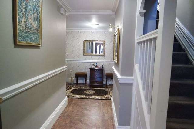  Image of 4 bedroom Detached house for sale in Chesterfield Road South Mansfield NG19 at Chesterfield Road South  Mansfield, NG19 7AQ