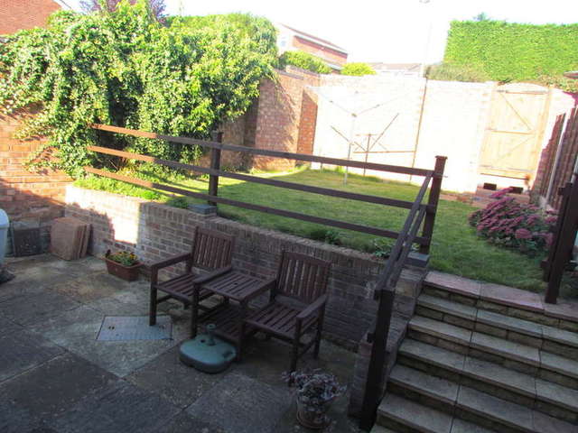  Image of 2 bedroom End of Terrace for sale in Bishops Avenue Worcester WR3 at Worcester Worcestershire Worcester, WR3 8XA