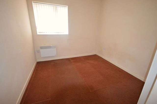  Image of 1 bedroom Flat to rent in Western Road Leicester LE3 at Western Road  Leicester, LE3 0GA