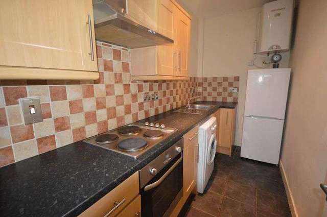  Image of 1 bedroom Flat to rent in Western Road Leicester LE3 at Western Road  Leicester, LE3 0GA